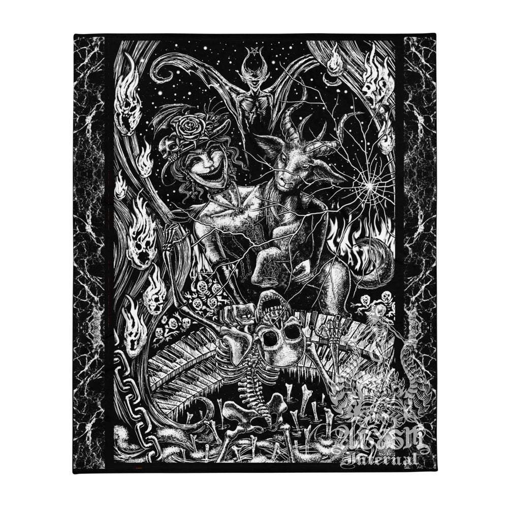 Skull Gothic Satanic Fly Large Wall Tapestry-skull Wall Decor-goth Satanic  Wall Decor-gothic Decor 